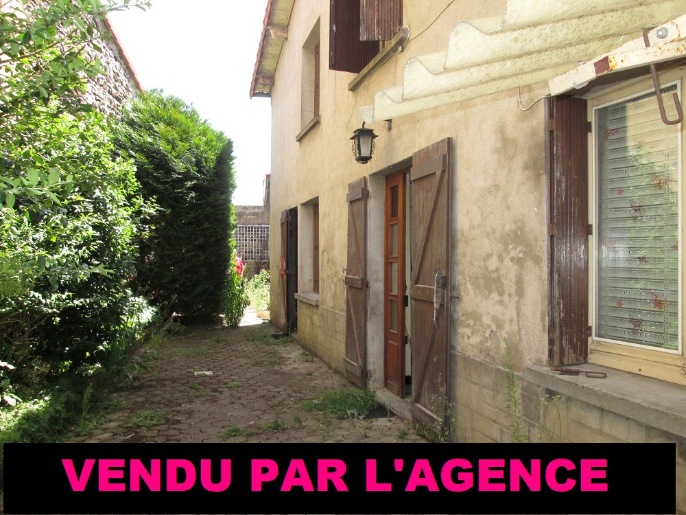 4 Bedrooms Bedrooms,1 la Salle de bainBathrooms,Maison,1111